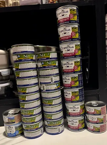Acana / Ziwi / Farmina Bulk mixed-brand wet cat food cans — unopened, multiple flavors beef/venison