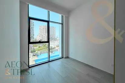 Pool View | Modern | Prime Location