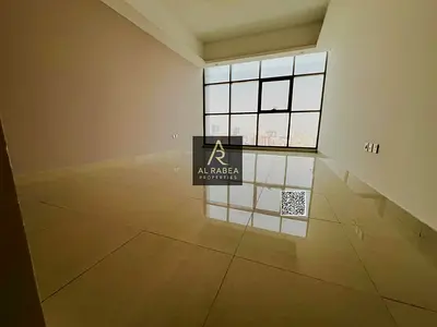 بمساحة 2582 قدم + جيم ومسبح وباركن + بالتقسيط + تملك حر + طابق مرتفع + اسكن او استثمر
