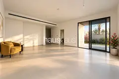 Priced to Sell | Single Row | Vastu | Corner