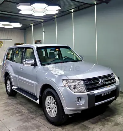 Mitsubishi Pajero GLS | 2011 | GCC Specs