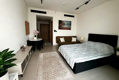 Luxury Furnished Studio| Balcony| Flexible Cheques