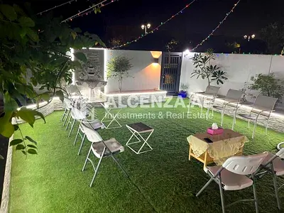 UNFURNISHED | SPACIOUS | COMMUNITY VIEW