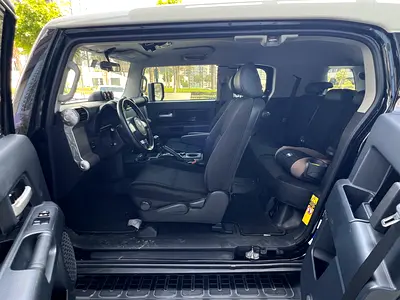 صورة مصغرة 11 لـ 2023 Toyota FJ CRUISER