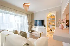 Chic Studio in Burj Views Podium, Downtown Dubai