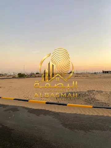للبيع ارض سكنيه_ زاويه علي شارعين _ مزيرعه ضاحيه الرحمانيه