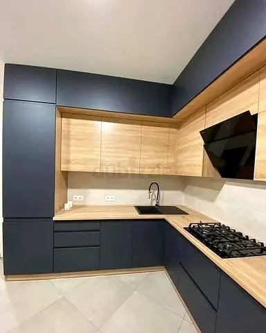 Custom Kitchen Cabinets in UAE – Modern Kitchen Cabinet Design & Installation