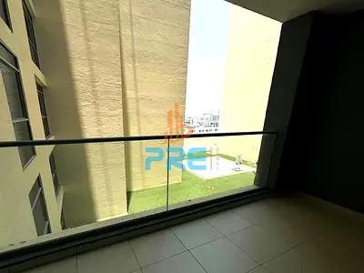 Unfurnished One Bedroom I Balcony with Courtyard/Community View I Vacant