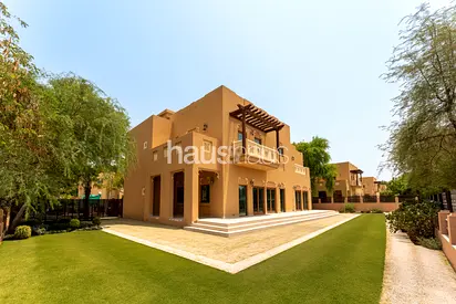 Largest BUA and Plot | 6 bedrooms | Vastu