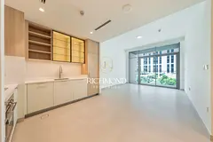 Flexible Cheques | Mid Floor | Pool and Park View