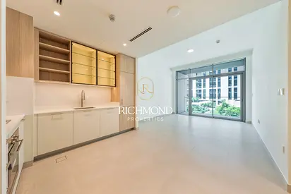 Flexible Cheques | Mid Floor | Pool and Park View