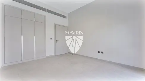Corner Unit | Upgraded Garden | Maids room |