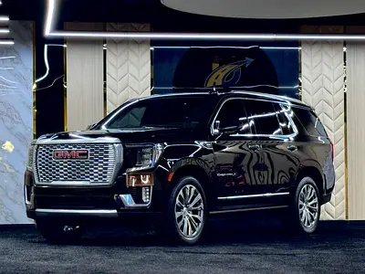 GMC Yukon Denali // 2022 // GCC // Warranty + Service History // Original Paint