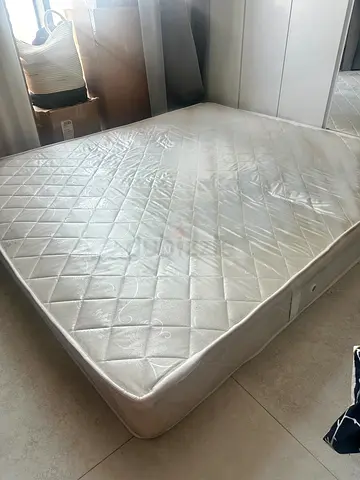 Mattress king size 180cmx200cm for sale