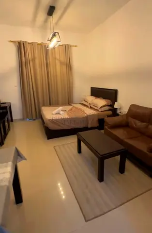GOLF VIEW I COSY I NEAR ENTRY AND EXIT I FURNISHED