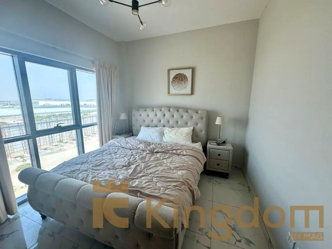 FULLY FURNISHED | MODERN LVING | VACANT SOON