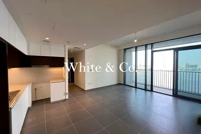 High Floor | Water View | L-Shape Kitchen