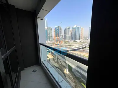 Unfurnished One Bedroom I Well Maintained I City View I High Floor