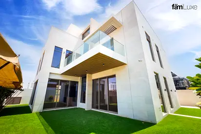 6 Bedrooms | Large Layout | Vacant