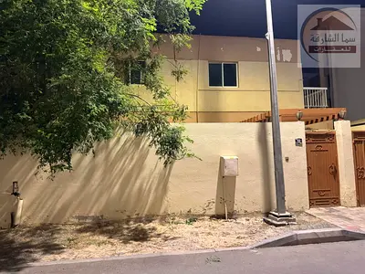 للبيع فيلا فى الشارقة منطقة الرفاعه صوب الحر