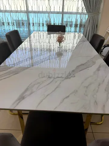 Dinning table