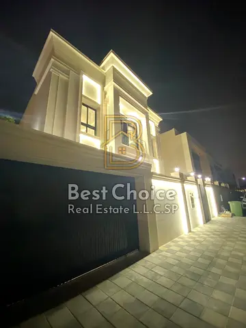 فيلا فاخرة للبيع في الزاهية عجمان | 5 غرف ماستر | 3 طوابق | تصميم عصري وتشطيبات راقية / تملك حر
