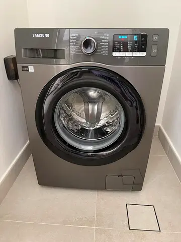 Washing machine like new condition