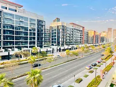 🔑 READY-TO-MOVE STUDIO | CHILLER FREE | All Amenties Are Available | Premium Location