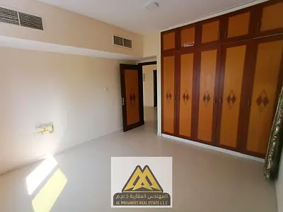 Annual rent: 1-bedroom apartment in Al Nakhil 1, Ajman. Very spacious, balcony, wardrobes, central AC, sea view, family building, AED 27K, 4 payments,