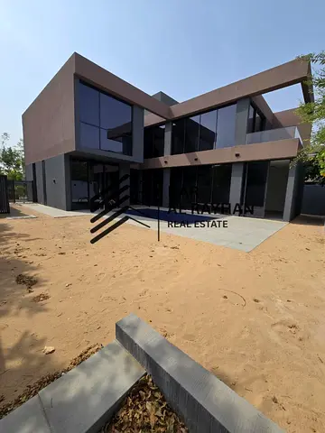 Ready to Move | Corner Villa | Prime Location | Private Pool