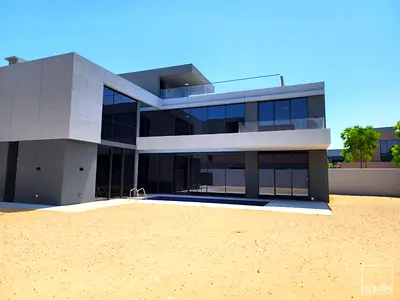 Exclusive Villa | Luxury 5BR Standalone