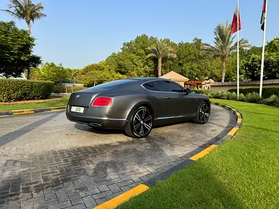 Bentley Continental GT W12 2014 | GCC Specs | Pristine Condition