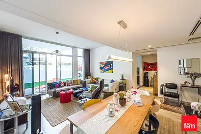 Arabella 1 Corner Plot | Upgraded | On Pool