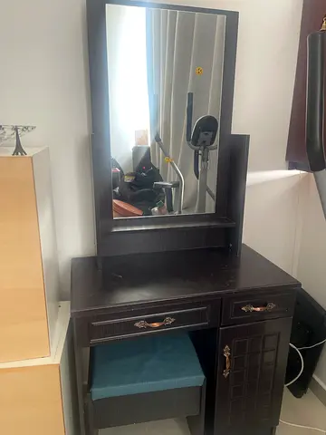 Urgent sale ! Dark Wood Dressing Table with Mirror and Stool - Good Condition