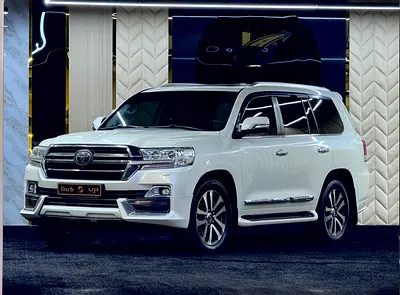 Toyota Land Cruiser VXR // 2019 // 5.7L V8 // Full Option
