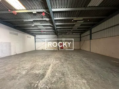 Spacious and Fully Insulated 2,800 Sq. Ft. Warehouse in Um Ramool