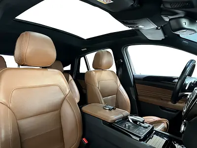صورة 9 لـ 2019 Mercedes-BENZ GLE