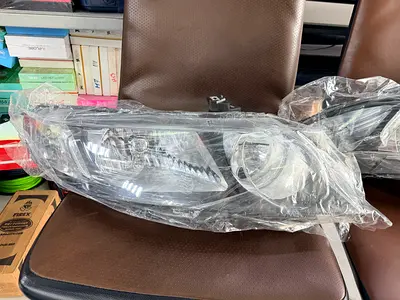 For 2006-2011 Honda Civic 4DR / Sedan Headlights W/Clear Reflector