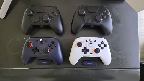 2 GameSir Nova Wireless Controllers - Excellent Condition (Midnight blue & Domino White)