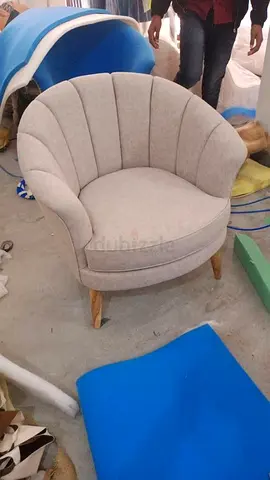 Beige Shell Accent Chair with Wooden Legs - Lightly Used (60cm)