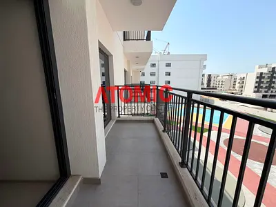 شقة حديثة بغرفة نوم واحدة | سكن بإطلالة رياضية | الوصول إلى الشرفة