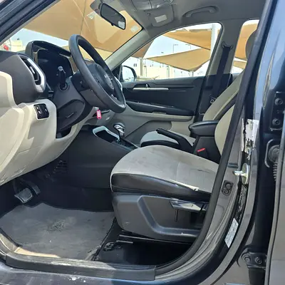 صورة 7 لـ 2023 KIA SONET