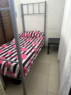 Partition for ladies Available to move in