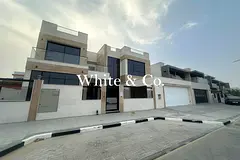 Large Layout | Private Pool | Vacant Now