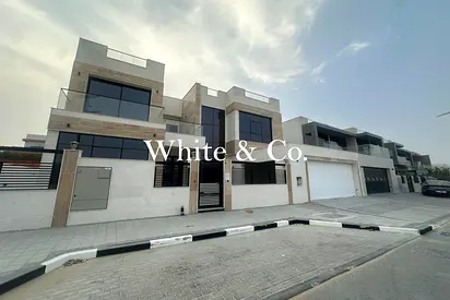 Large Layout | Private Pool | Vacant Now