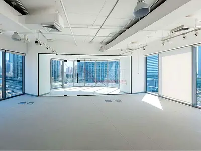 Ready-to-Use | Fully Fitted | High-End Office