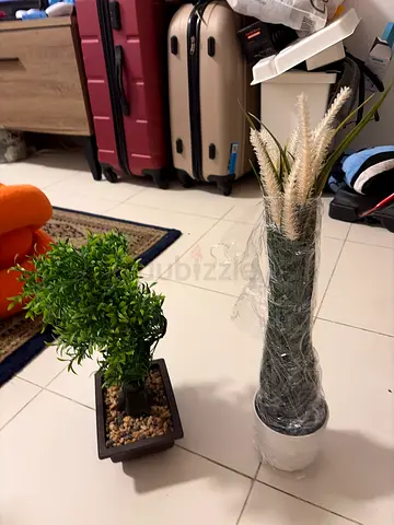 Set of 2 Decorative Artificial Plants with Pots