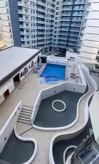 Furnished Studio | Lincoln Park A | Balcony & Pool View