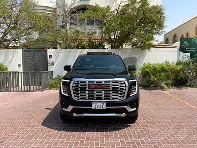 GCC- 5000km only !! - agency warranty and service contract