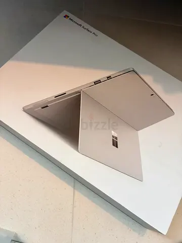 Microsoft Surface Pro (boxed) - Silver, Good Condition